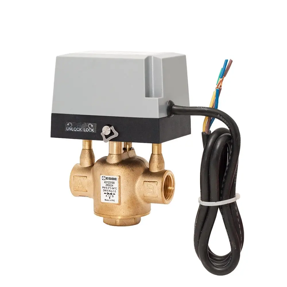 3-Wege Zonenventil von ESBE mit einem elektrischen Antrieb. Das Ventil hat multiple Anschlüsse für den Durchfluss von Flüssigkeiten in Heizungsanwendungen.